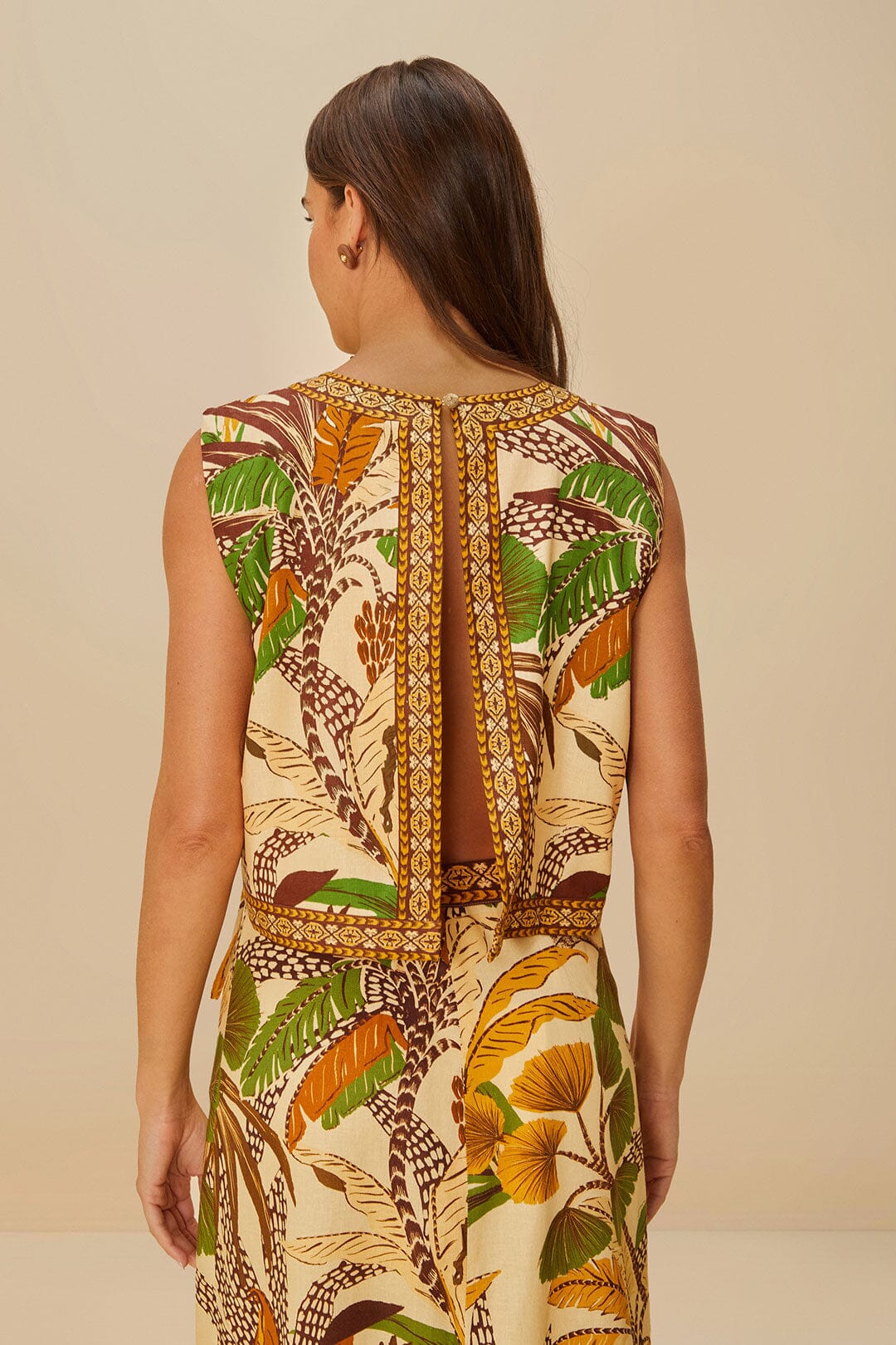 Sand Foliage Sketch LENZING™ ECOVERO™ Euroflax™ Blouse - Image 4