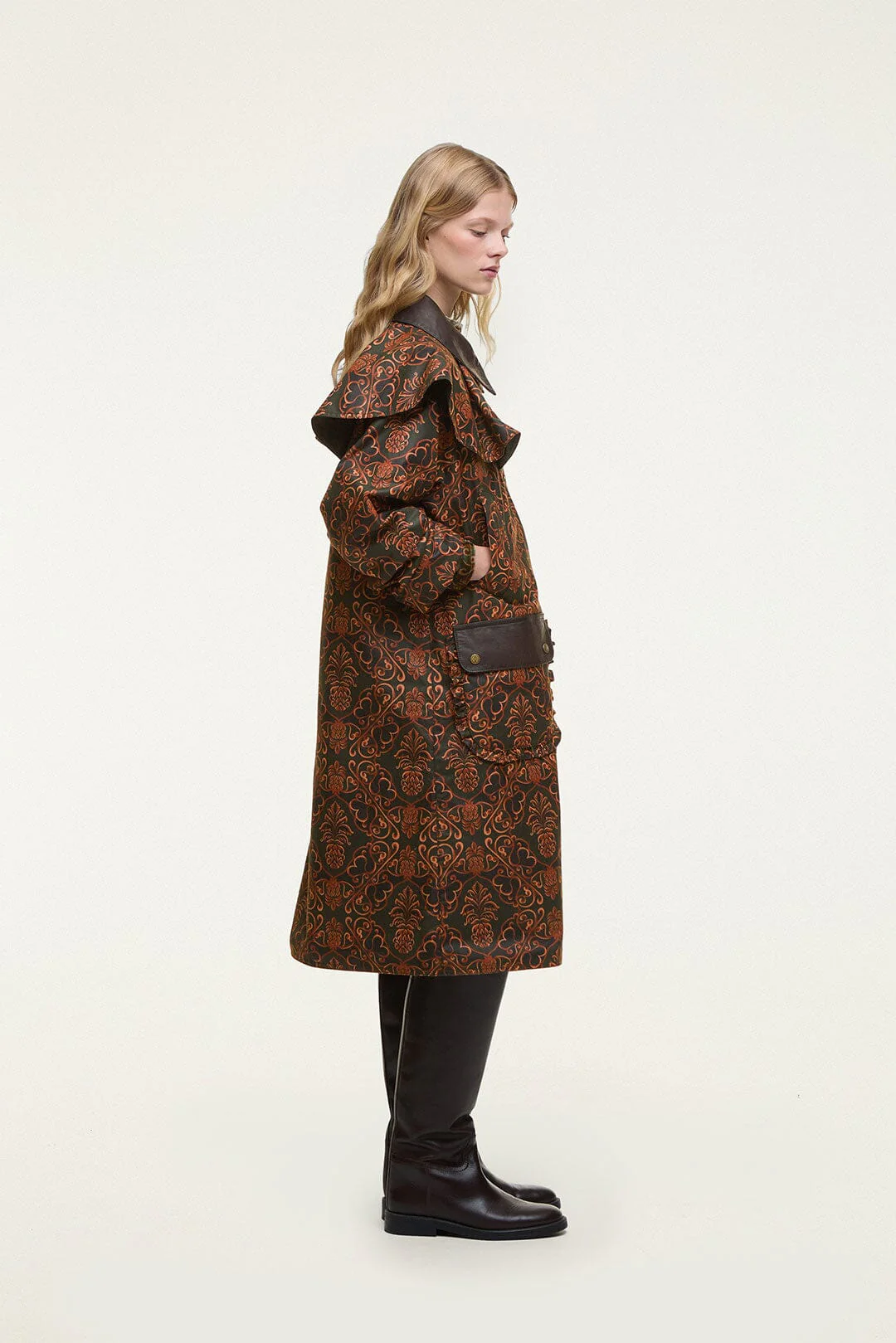 Luana Waxed Jacket - Image 3