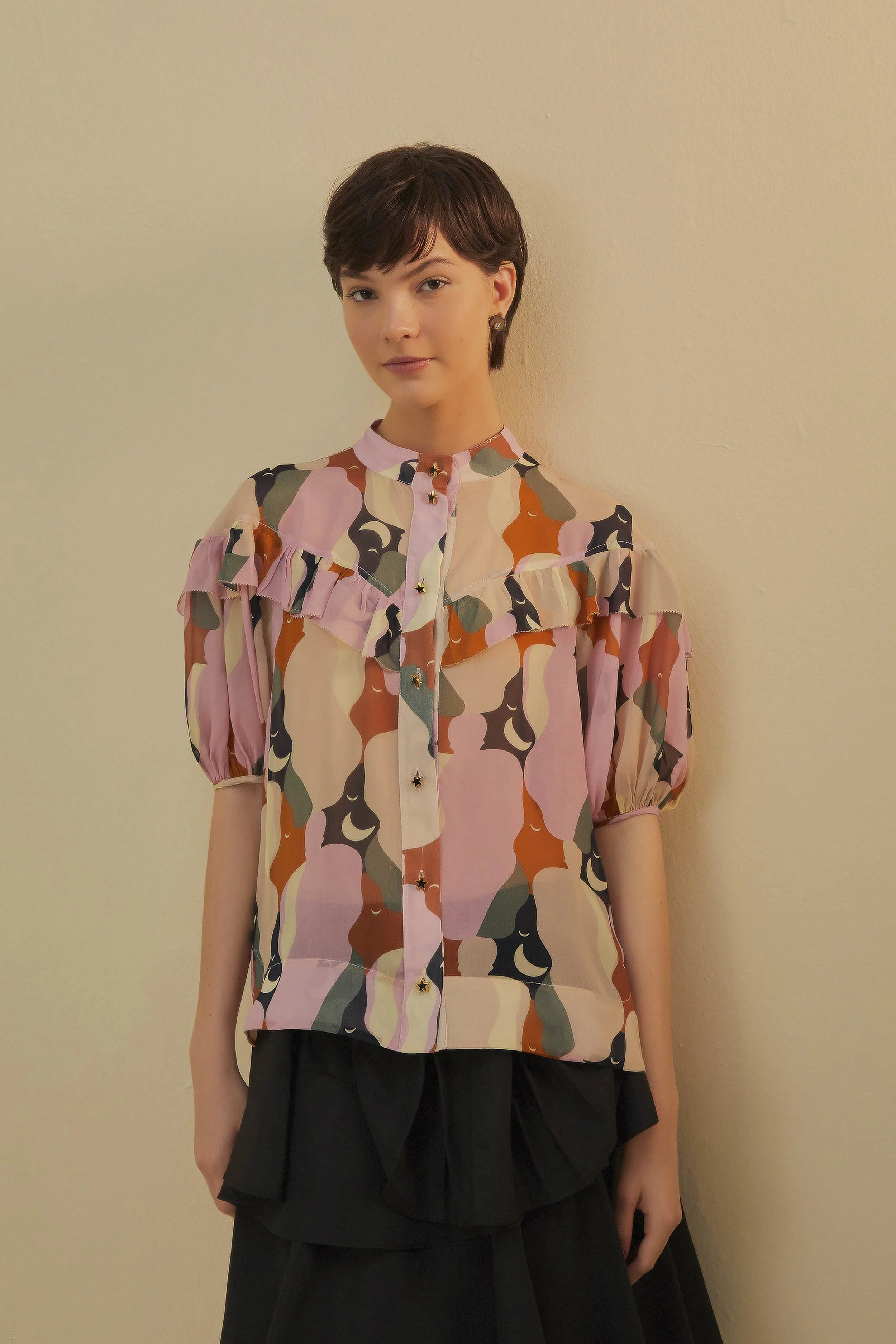 The Kiss Multicolor Short Sleeve Blouse - Image 4
